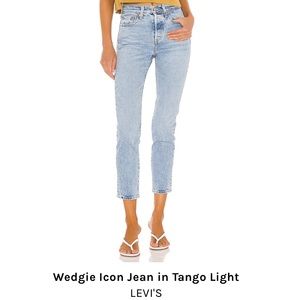 Levi’s Wedgie Straight Leg Jeans